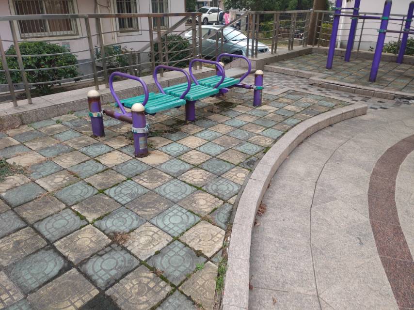 鞍馬訓練器