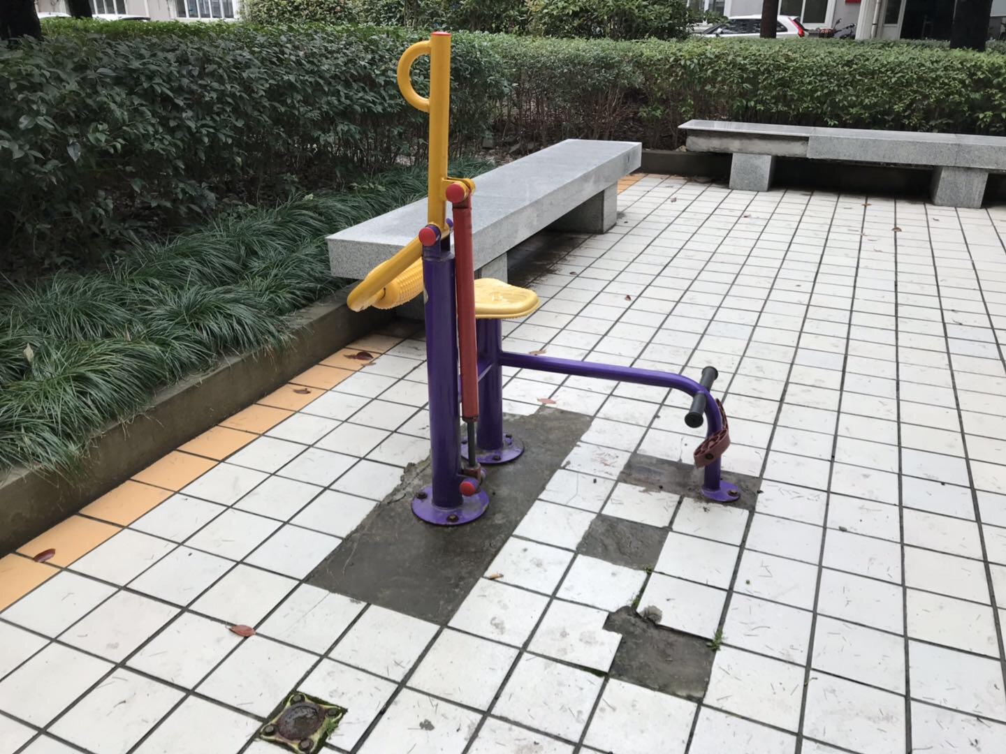 腹背訓練器
