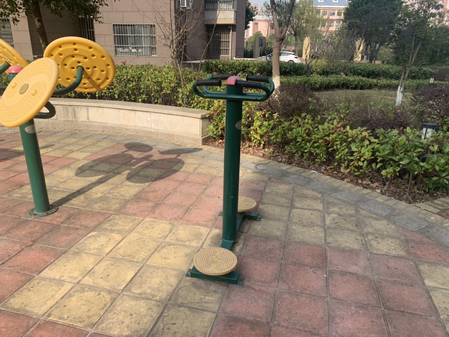 扭腰器