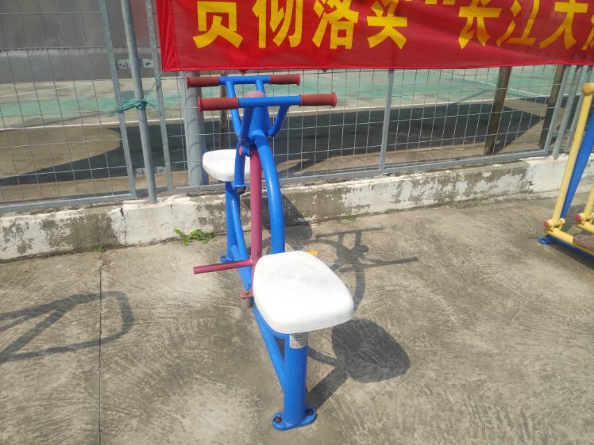 下肢康復器