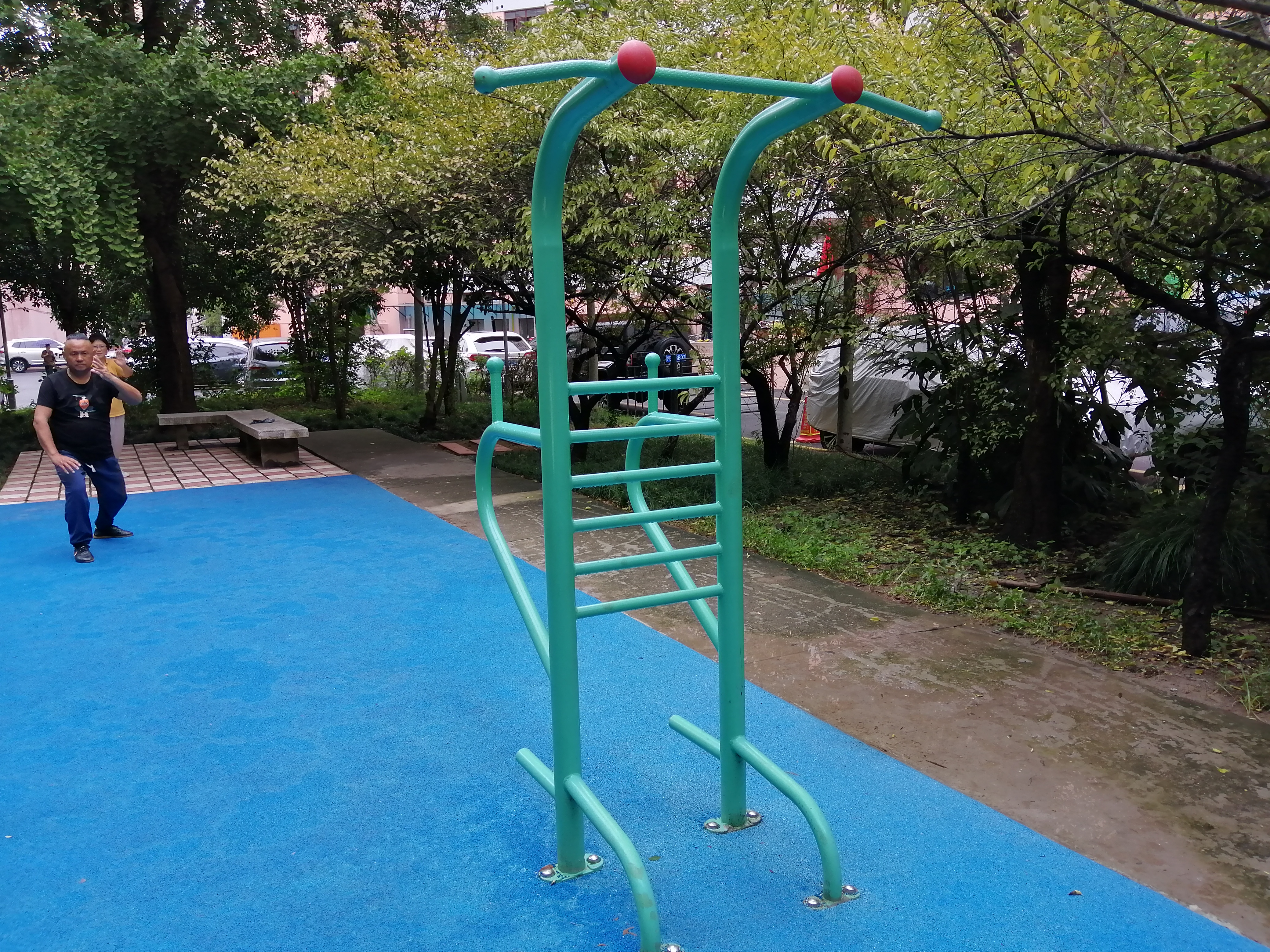 多功能鍛煉器