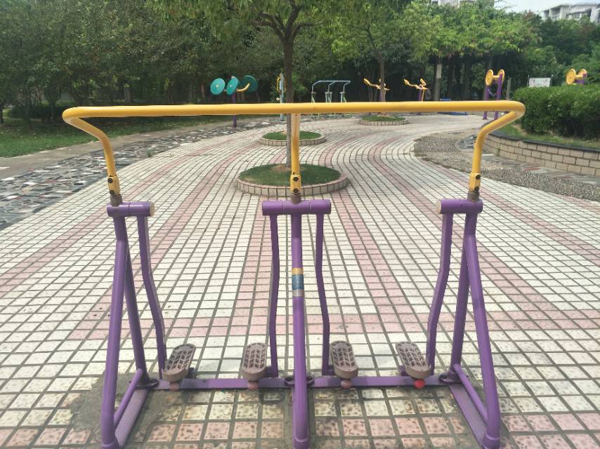 太空漫步器