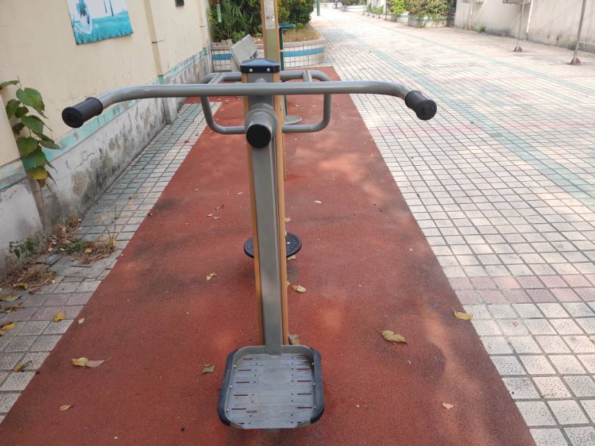 鐘擺扭腰器