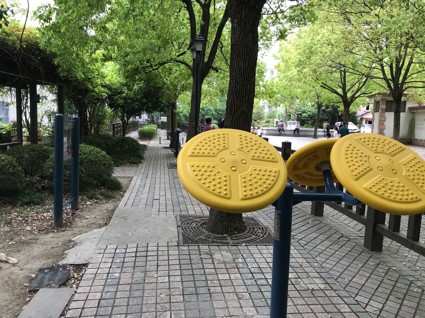 捷克小區(qū)市民益智健身苑點