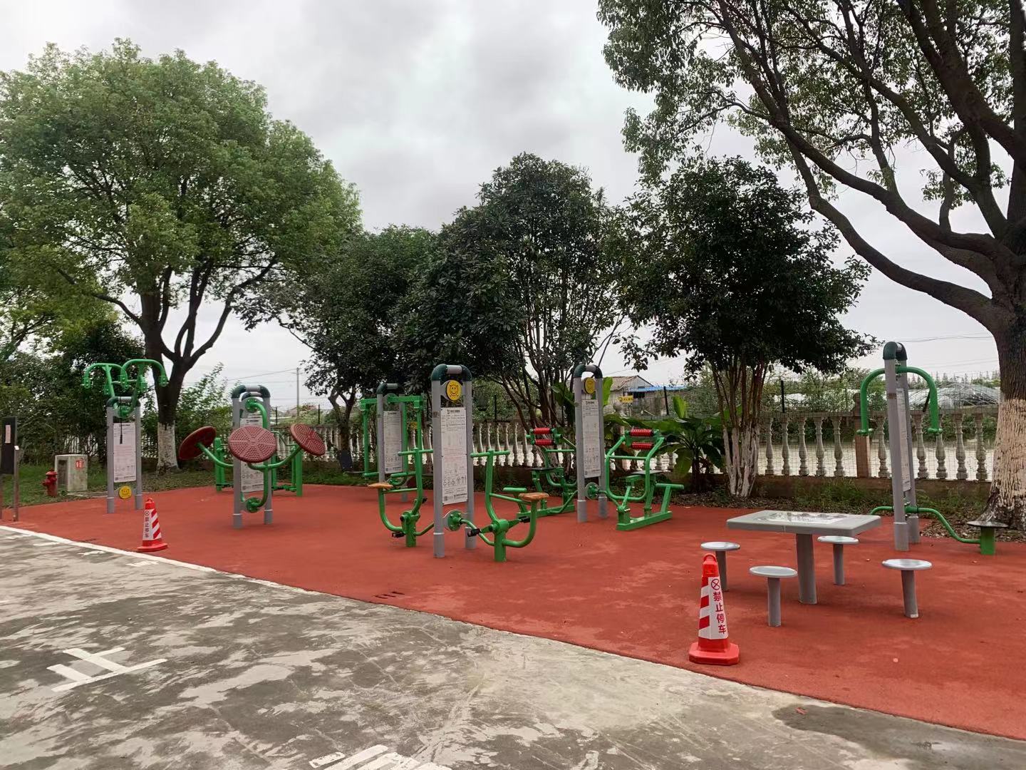 頭橋集團(tuán)維豐頤養(yǎng)院市民益智健身苑點