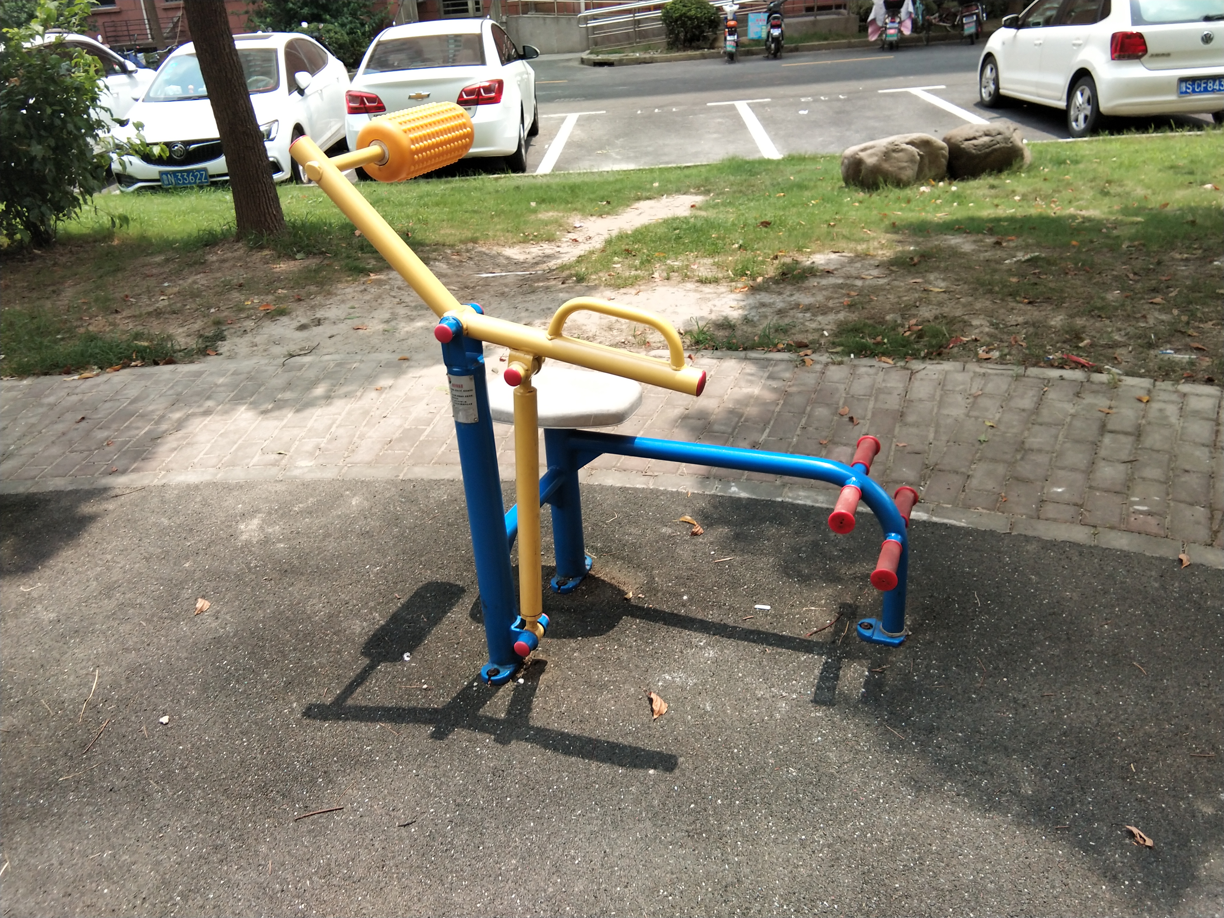 腹背鍛煉器