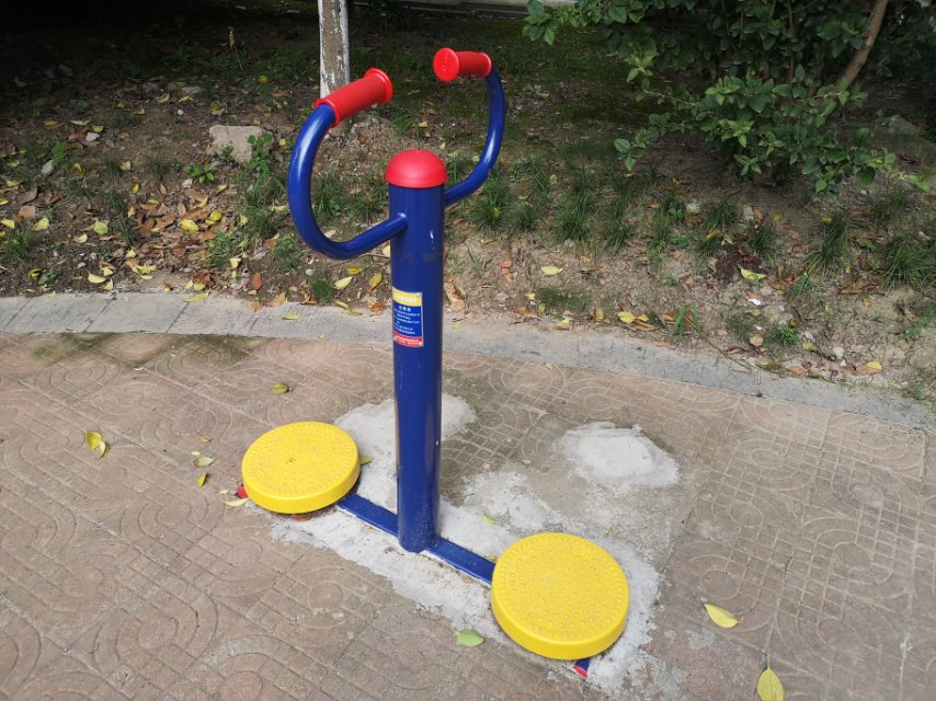 扭腰器