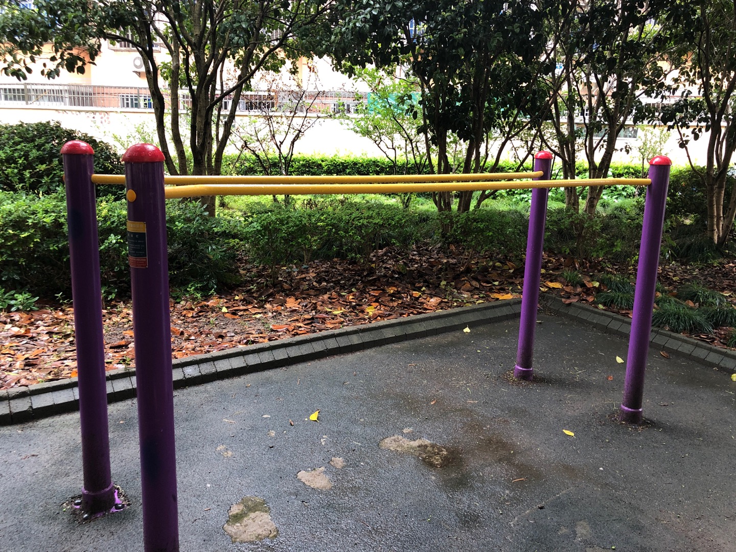 雙杠健身器