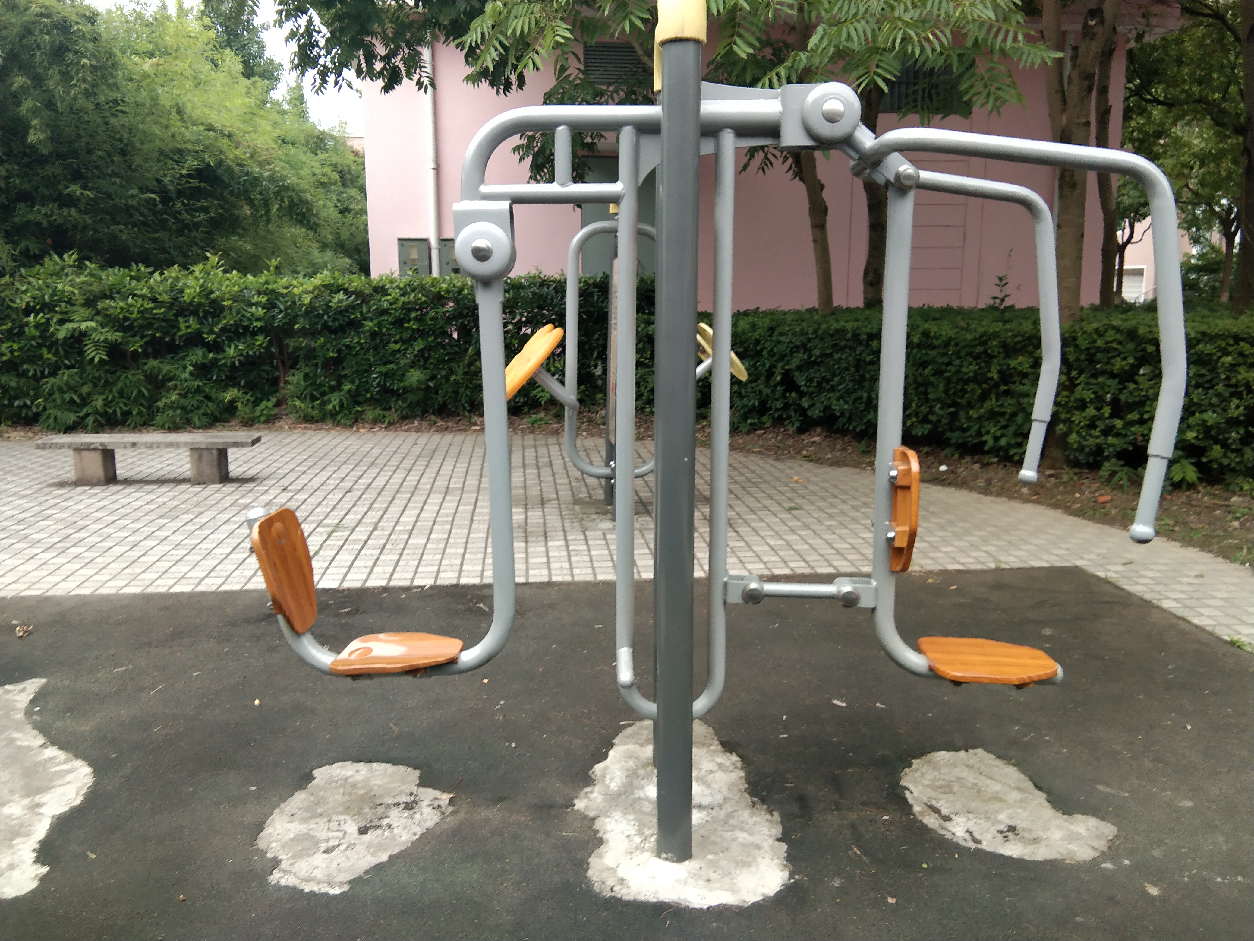 上下肢訓練器