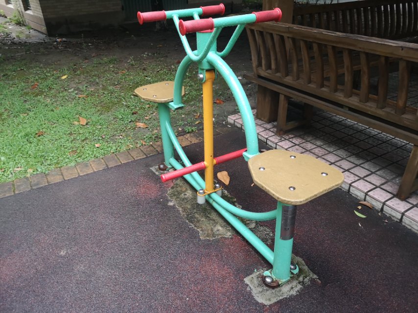 下肢康復器