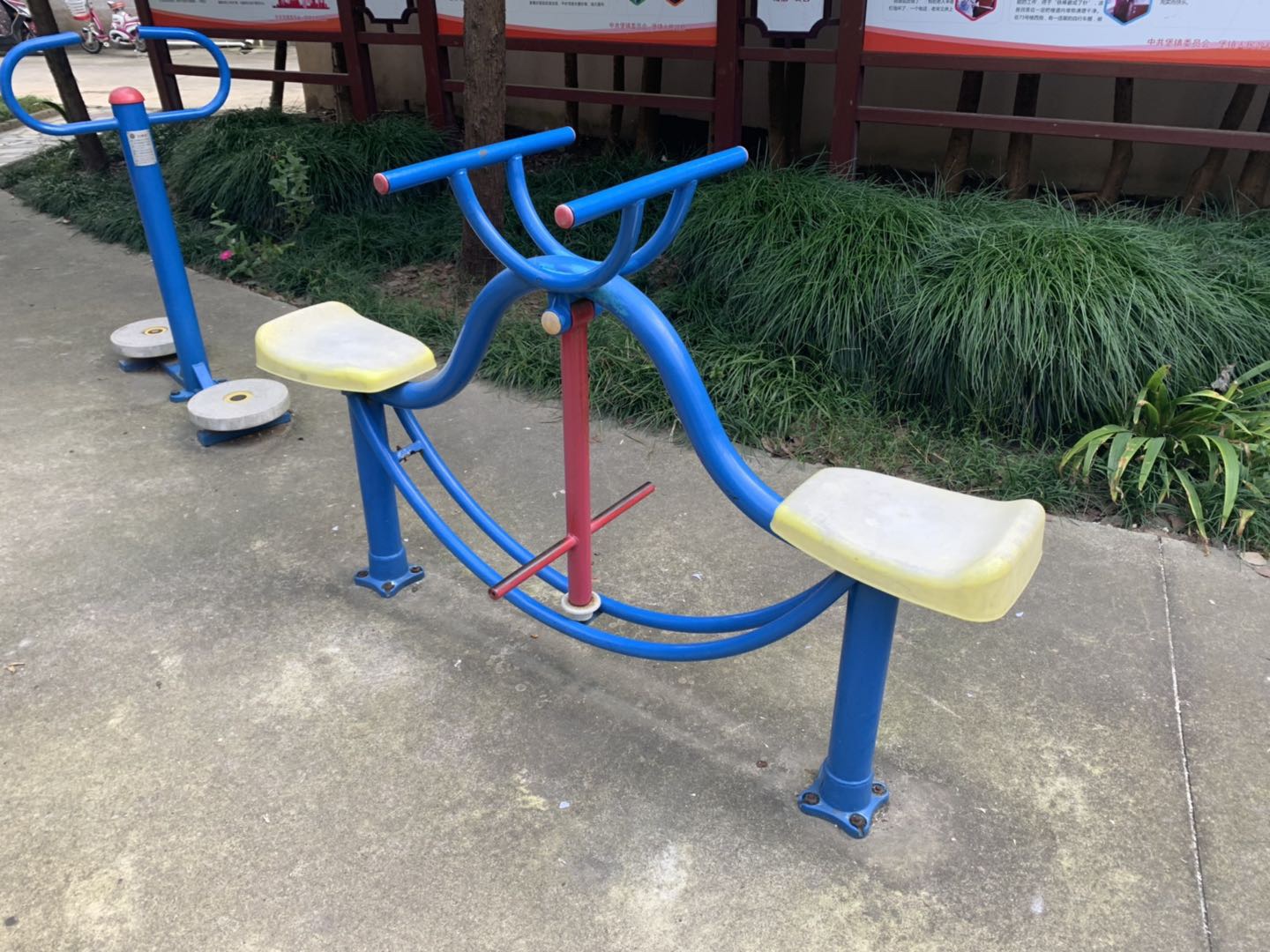 下肢鍛煉器
