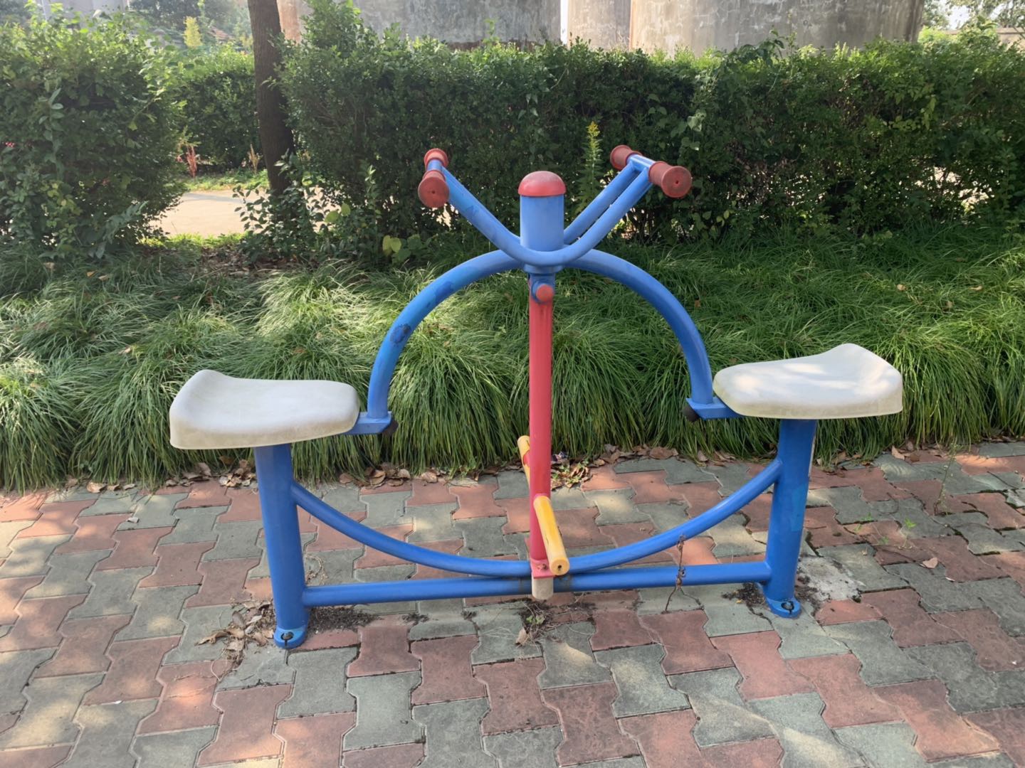 下肢鍛煉器