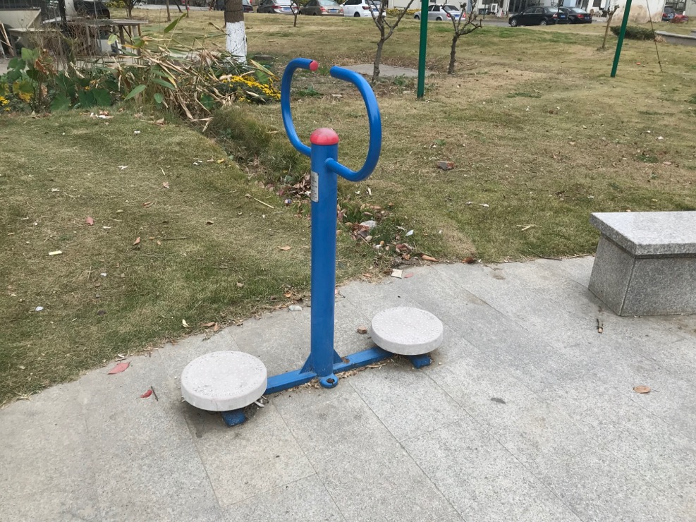 扭腰器