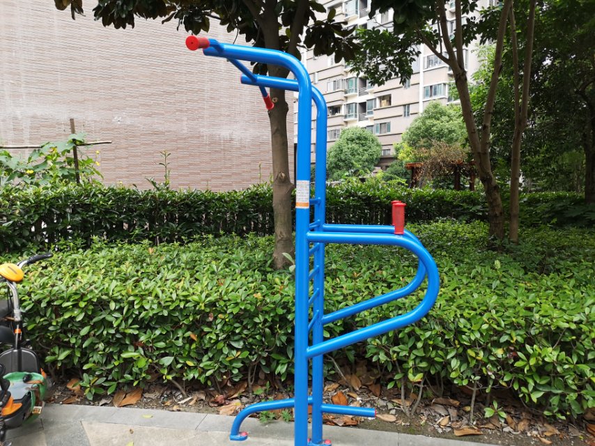 多功能鍛煉器