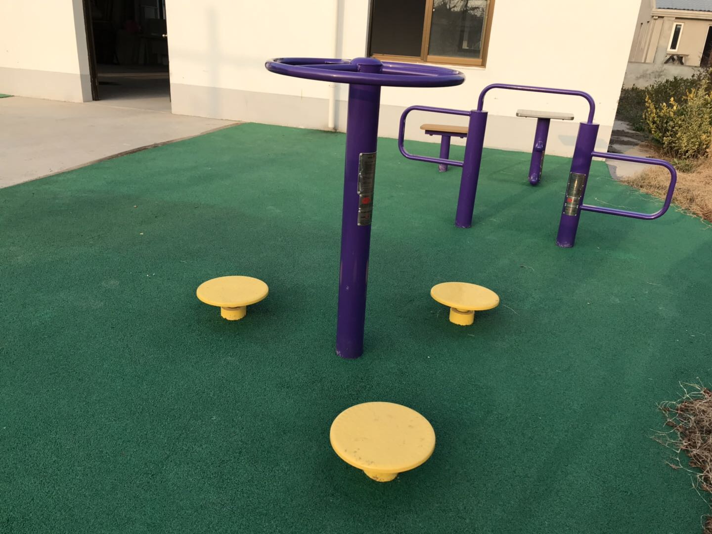 扭腰器