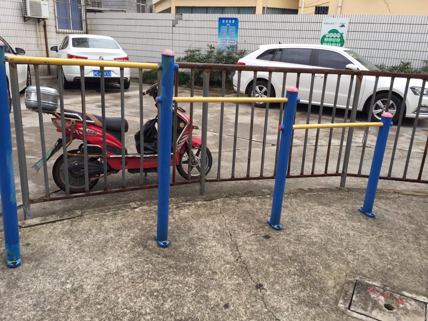 壓腿杠