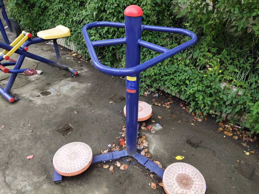扭腰器