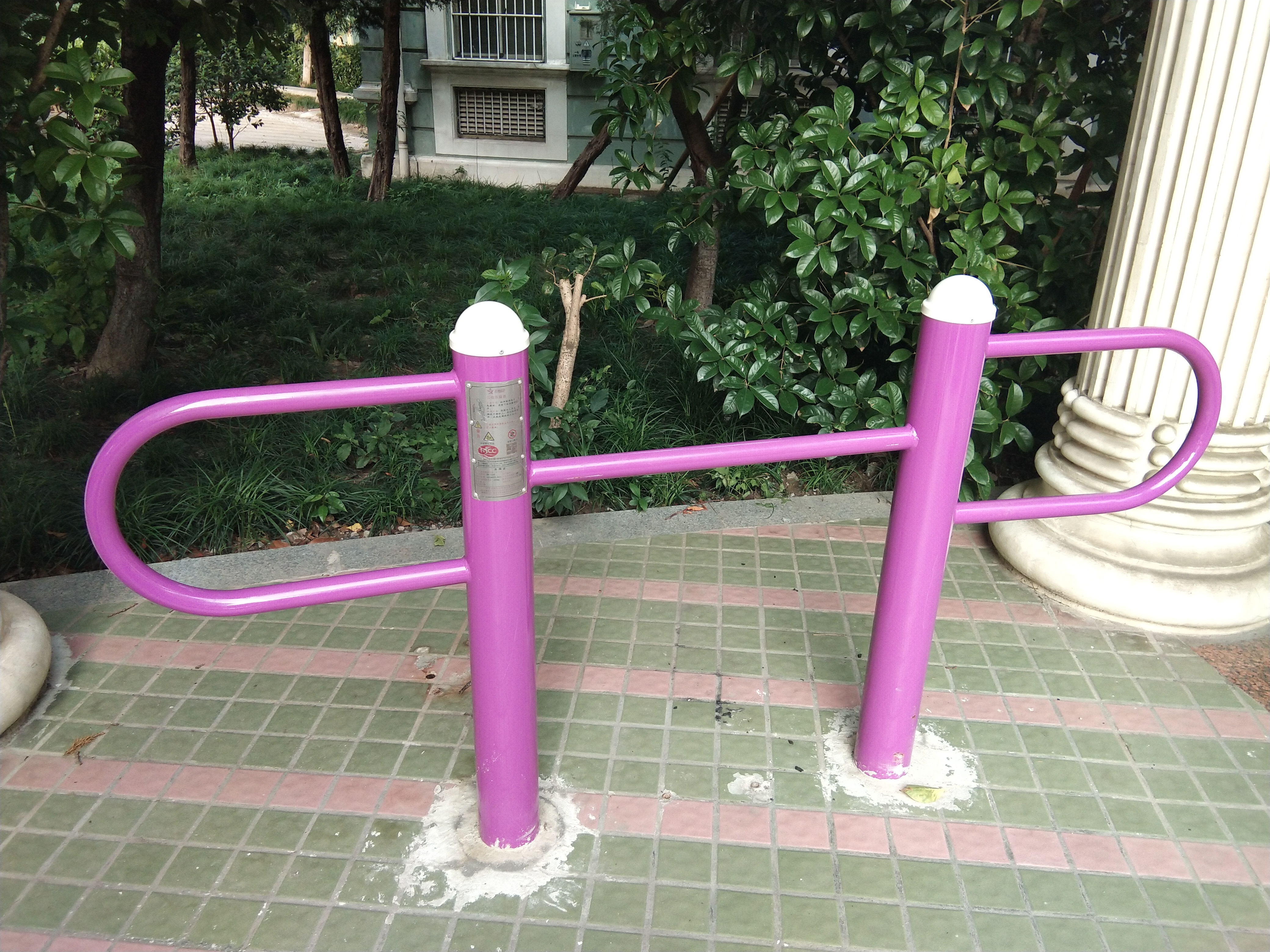 壓腿杠