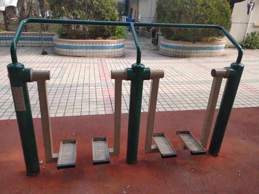 雙位漫步機
