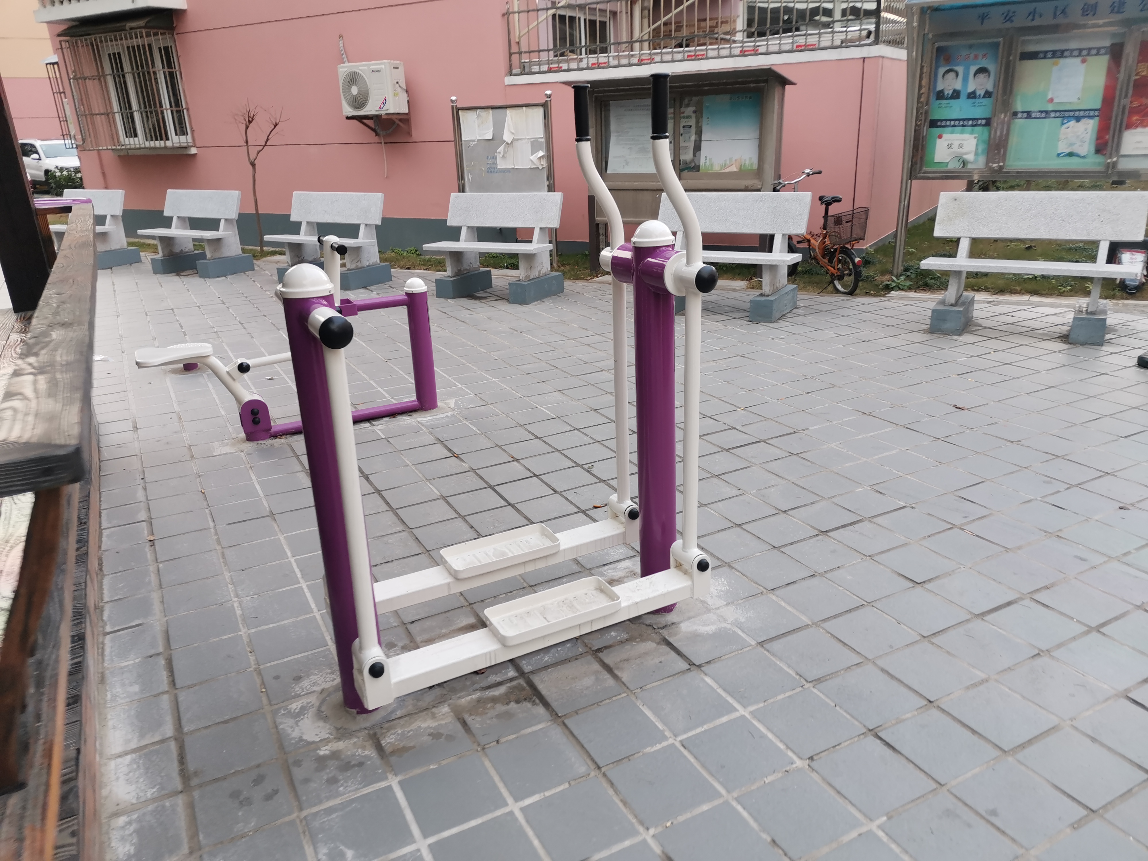 雙位漫步機