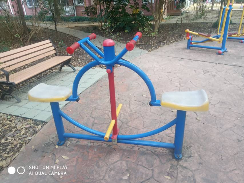 下肢訓練器