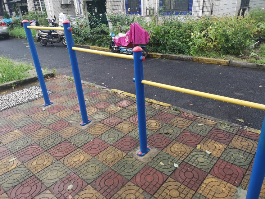 擱腿杠