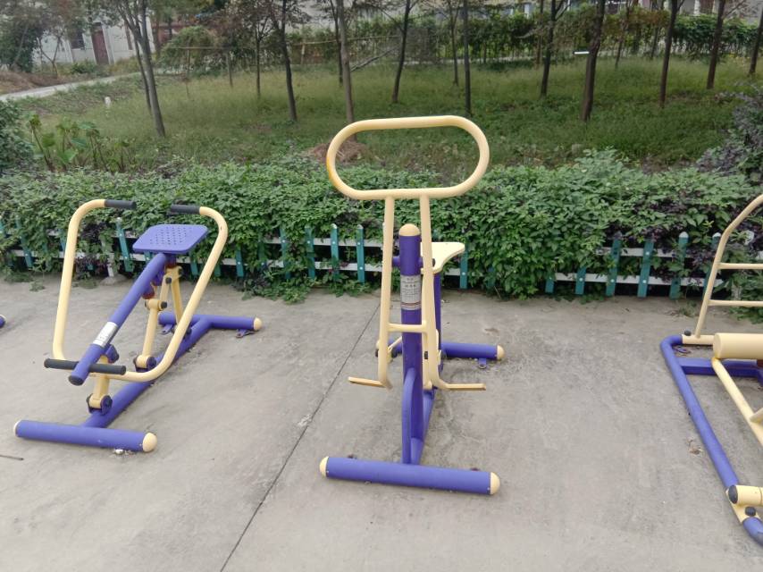 騎馬器