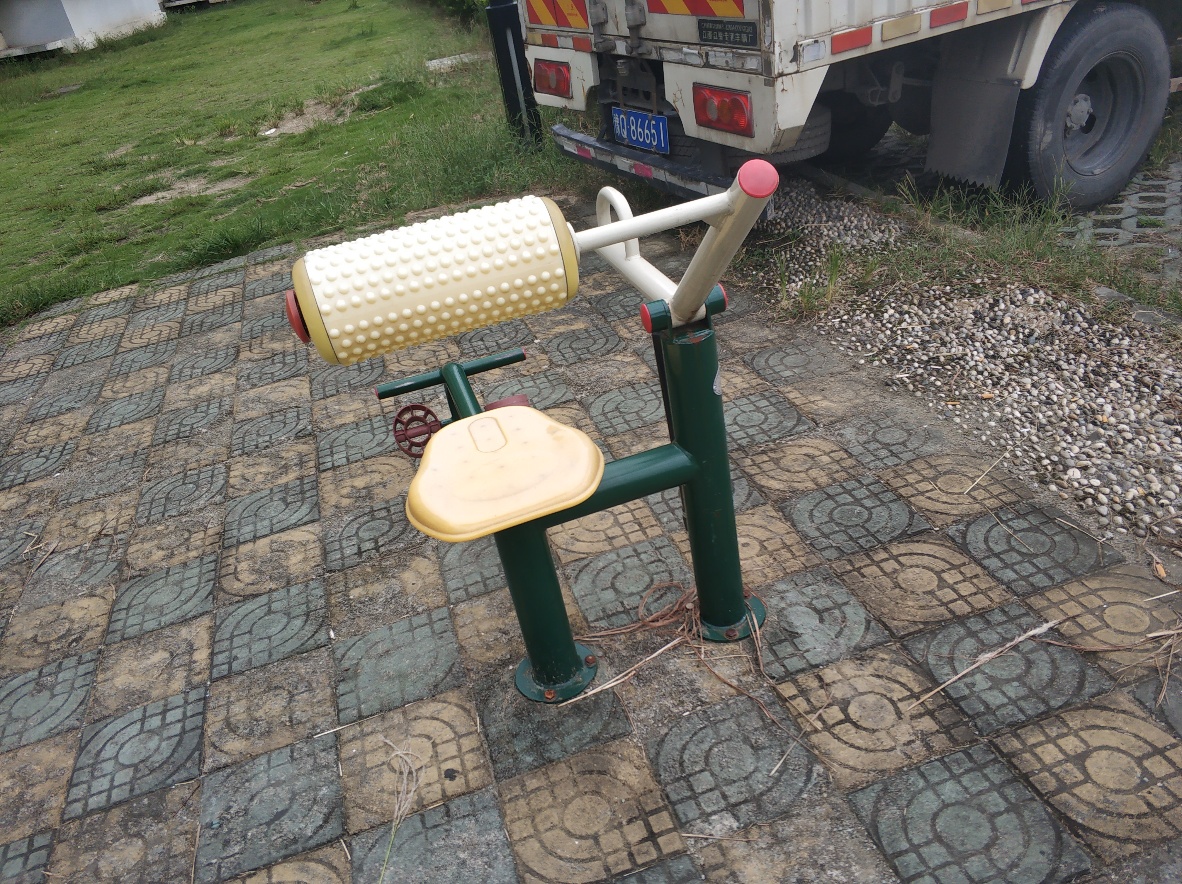 腰背按摩器