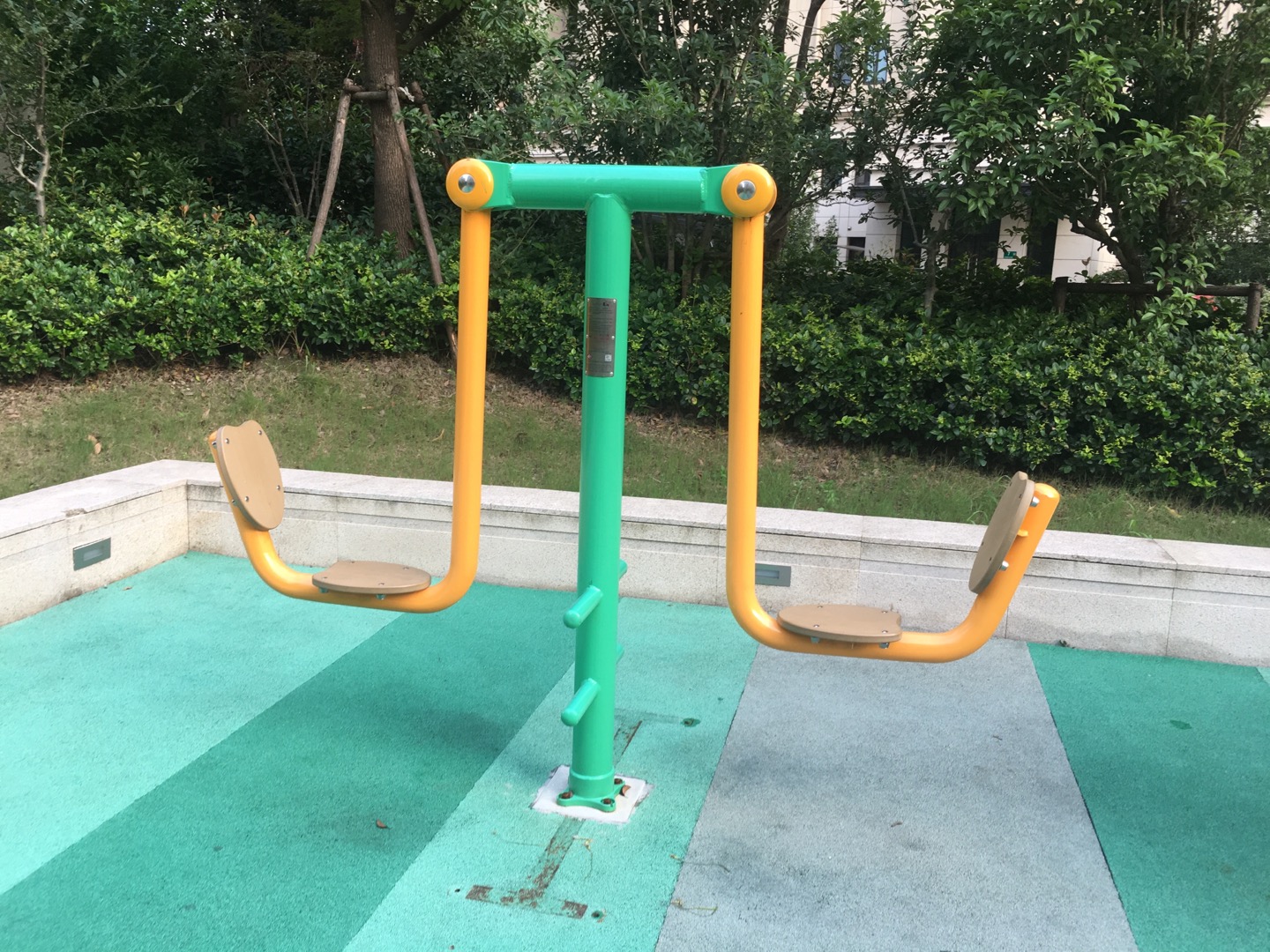 二位蹬力器
