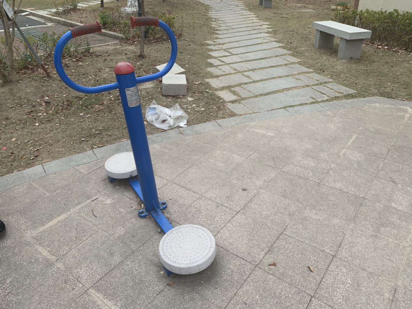 扭腰器