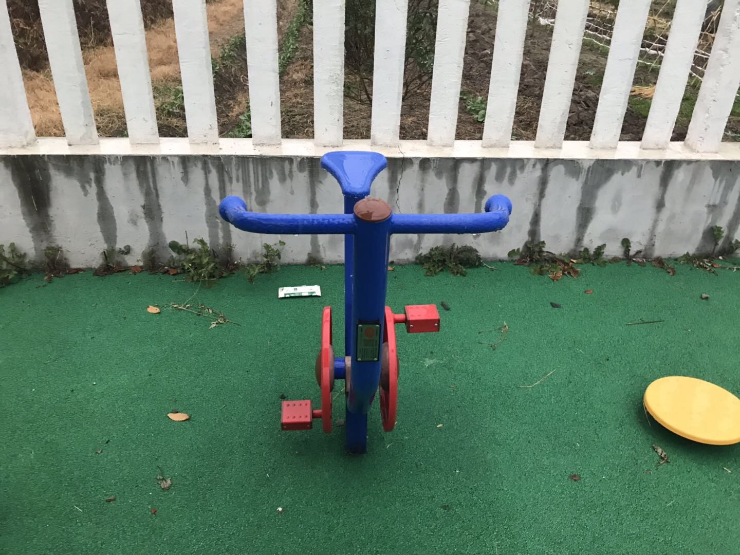直立健身車