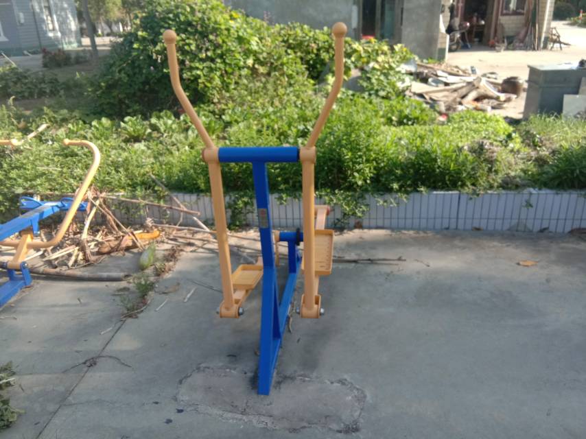 室外橢圓機
