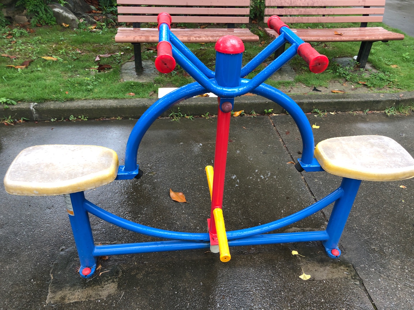下肢康復器