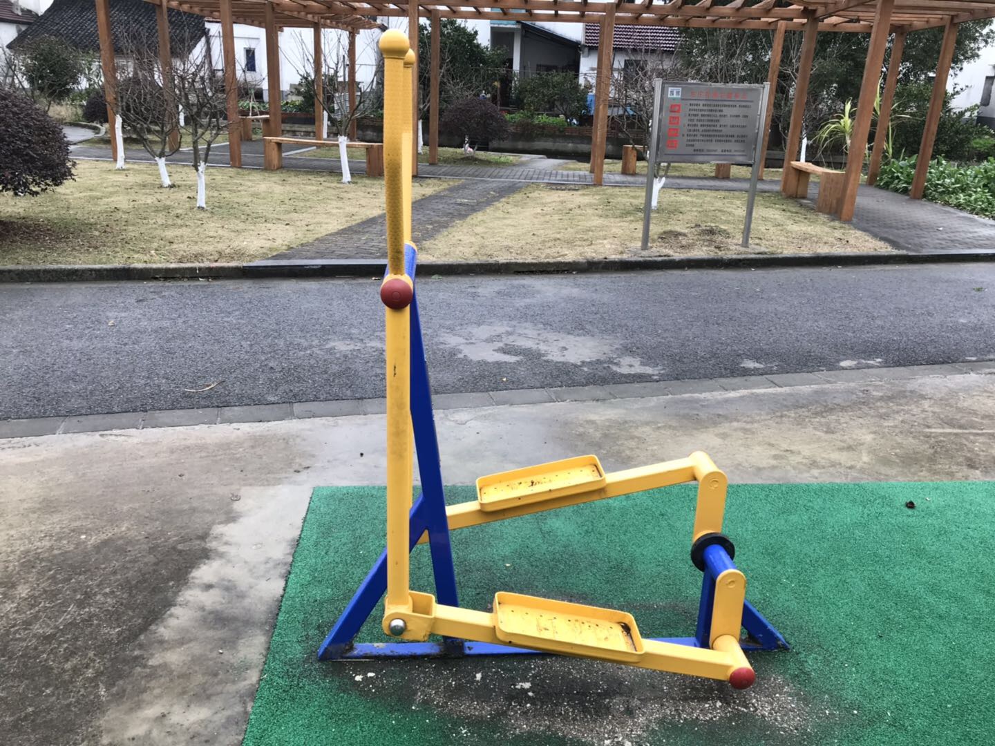 室外橢圓機