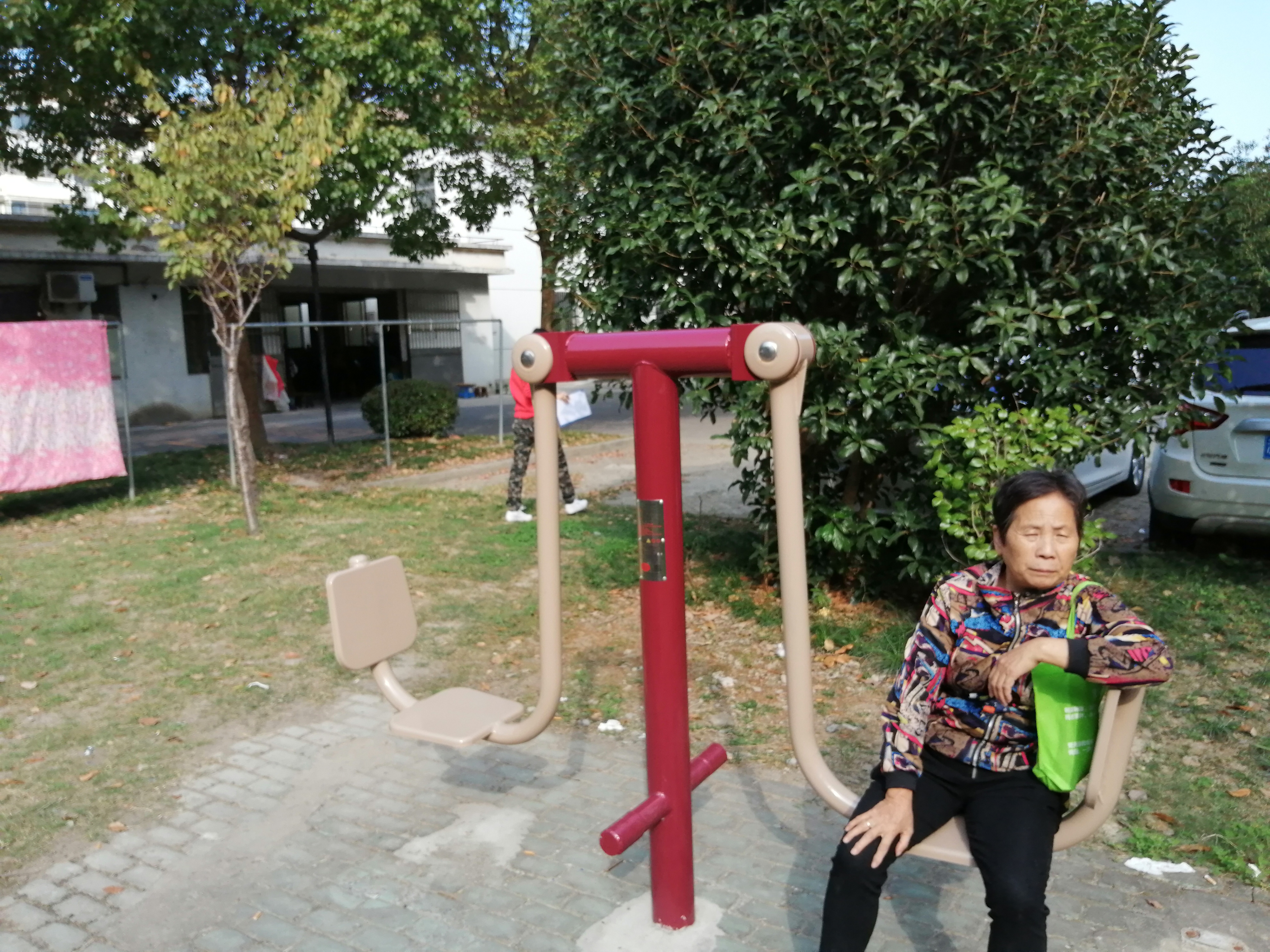 雙人坐蹬器