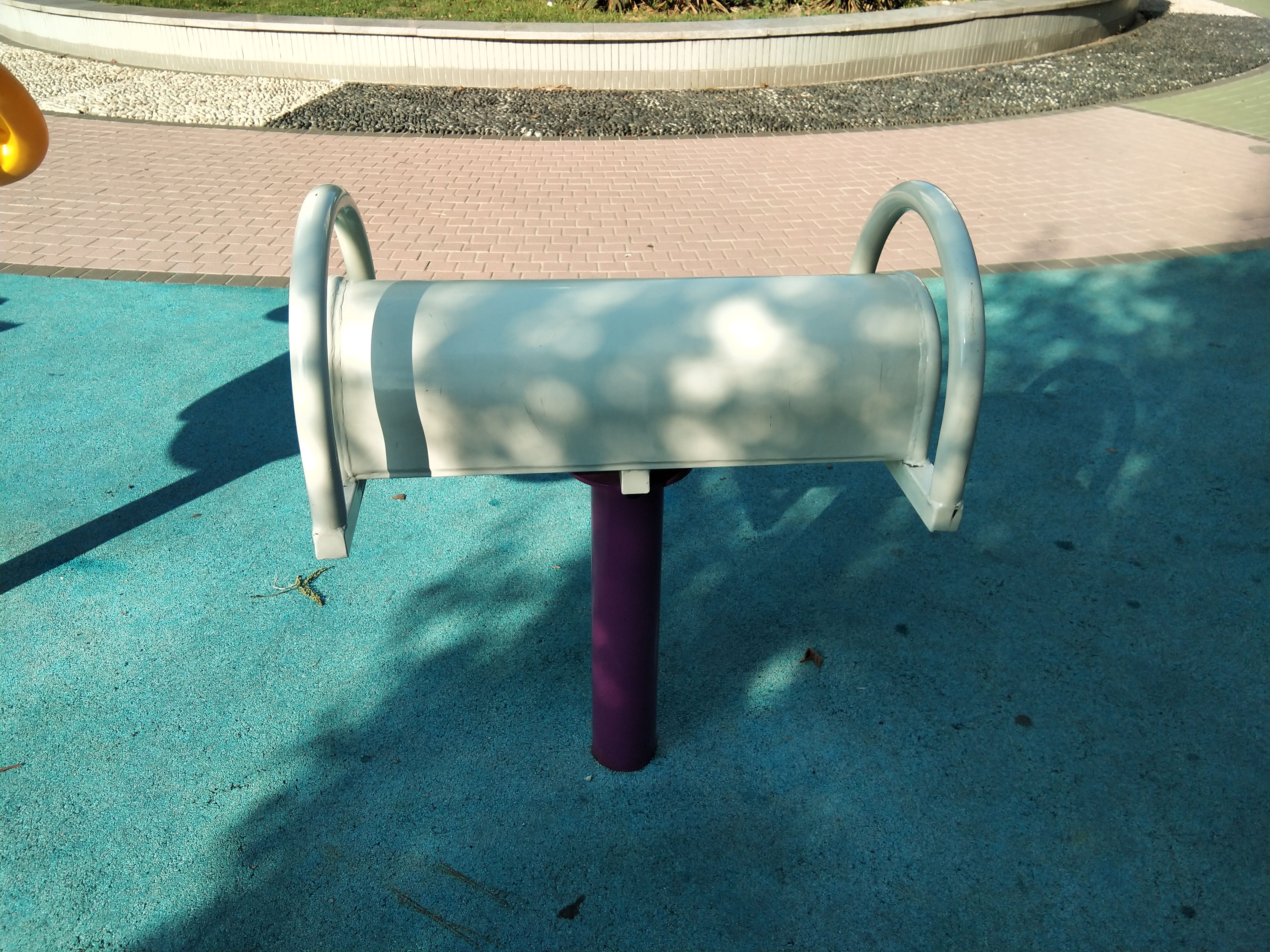 伸腰伸背器