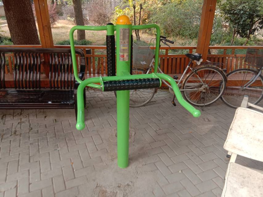 腰背按摩器