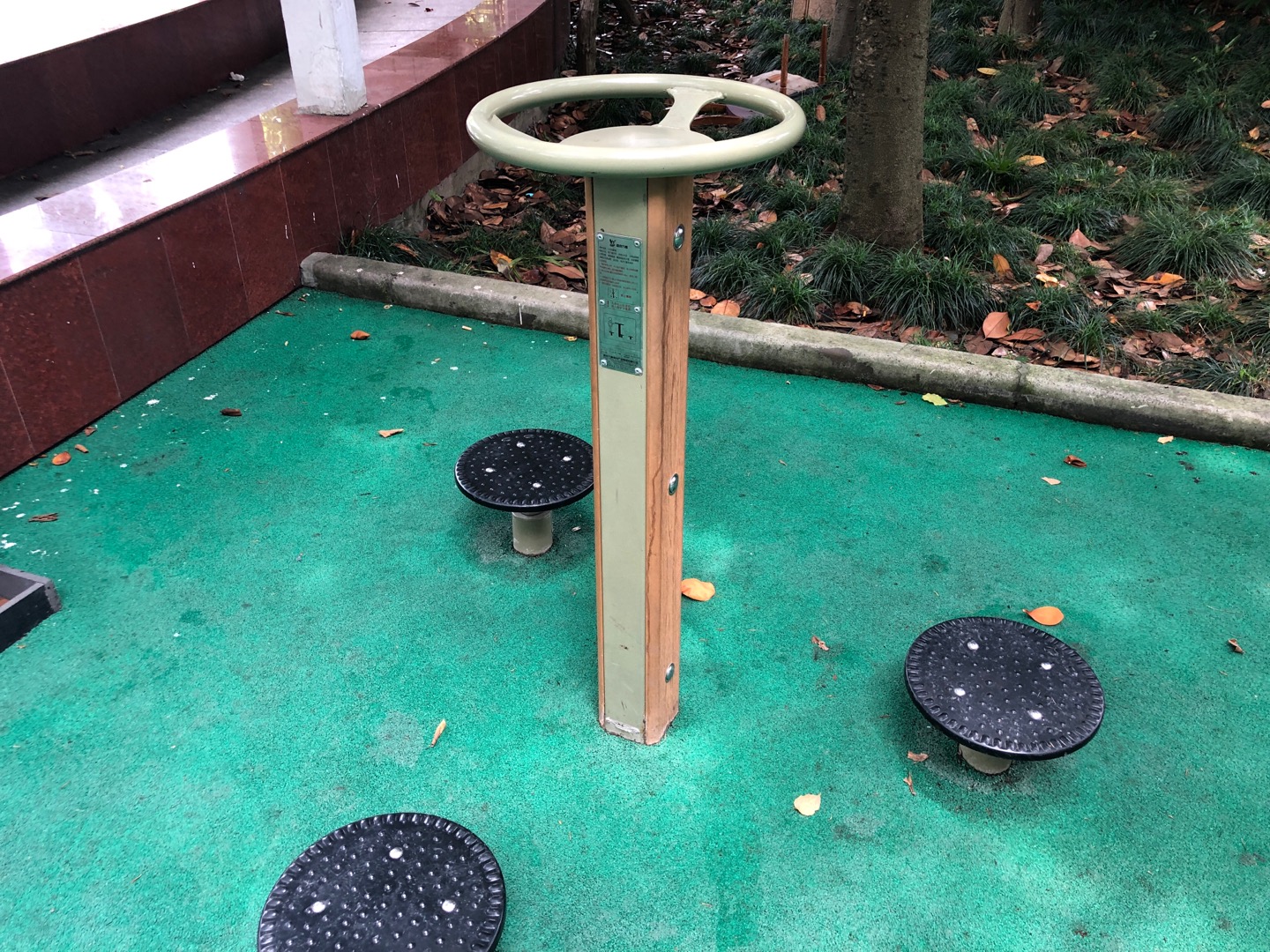 三人扭腰器