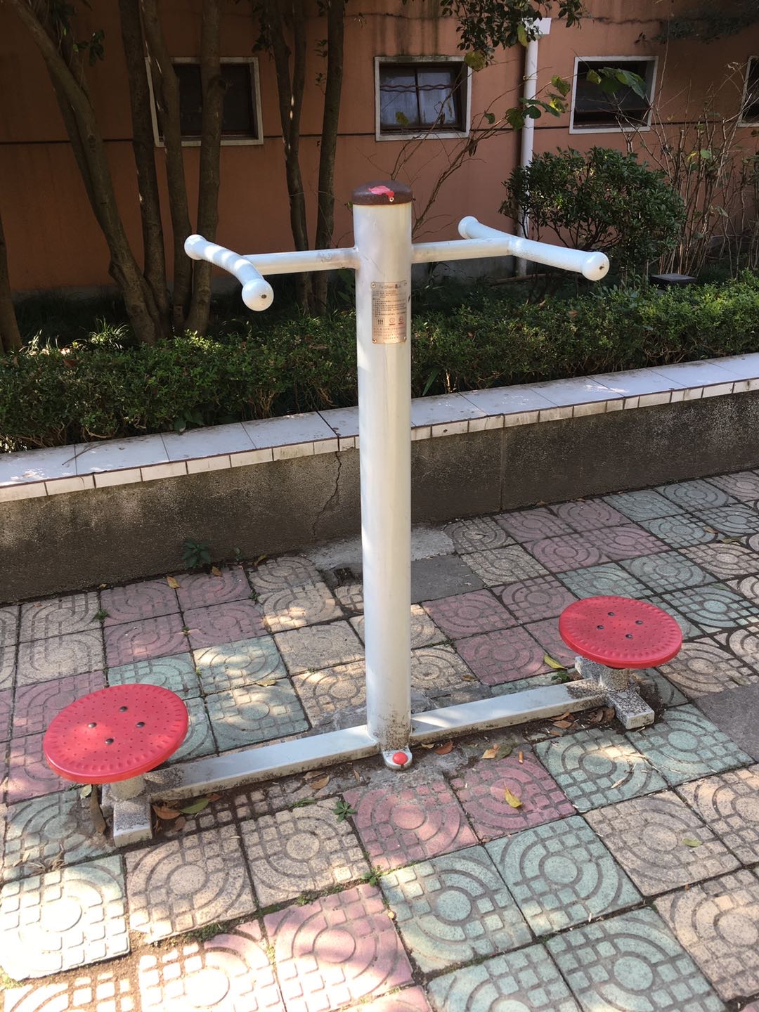 二位扭腰器