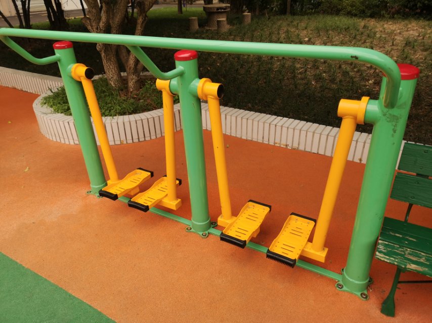兩聯漫步機