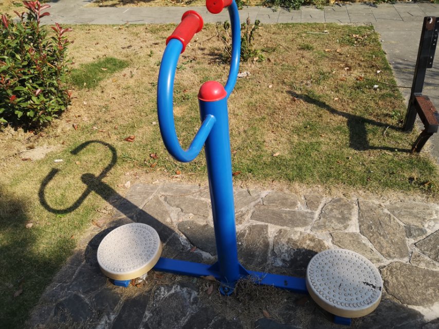 扭腰器