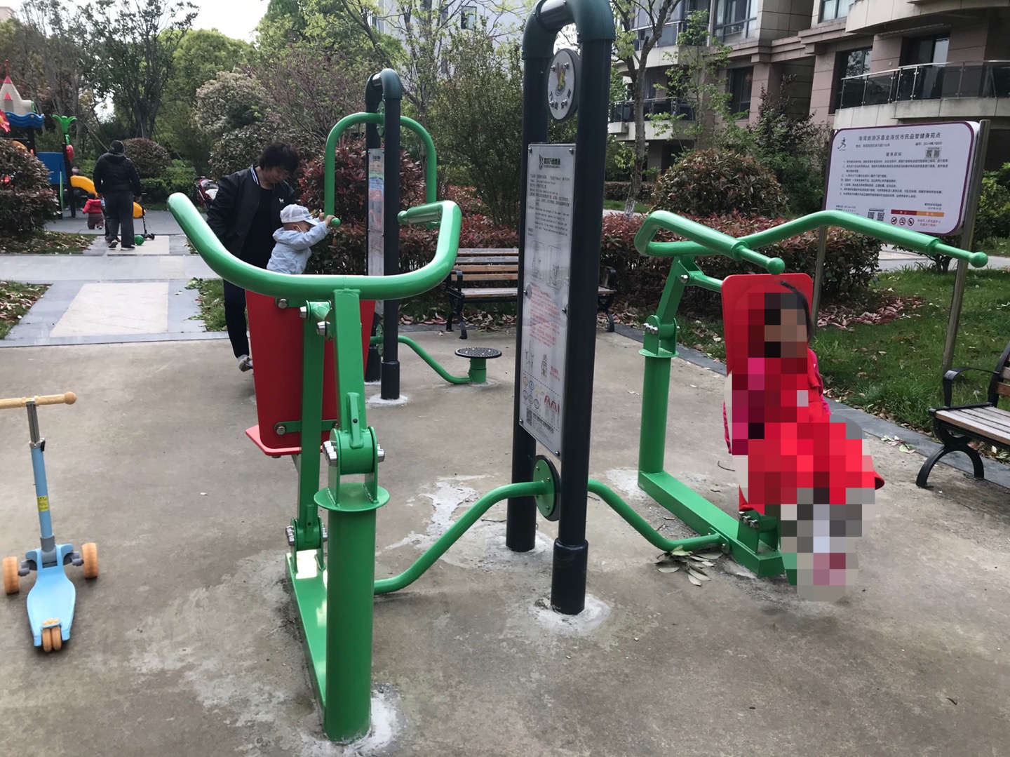 雙位推舉訓練器