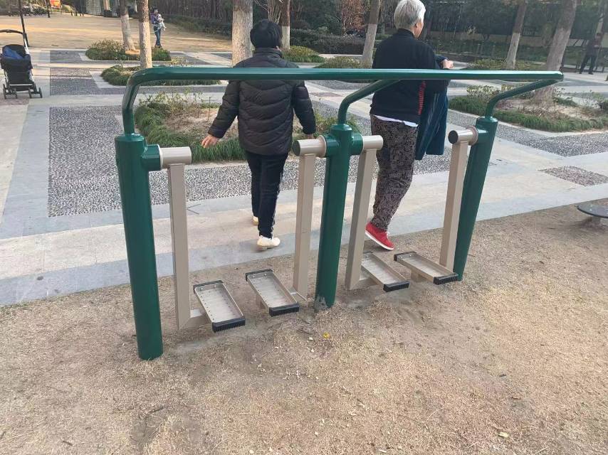 太空漫步機(jī)