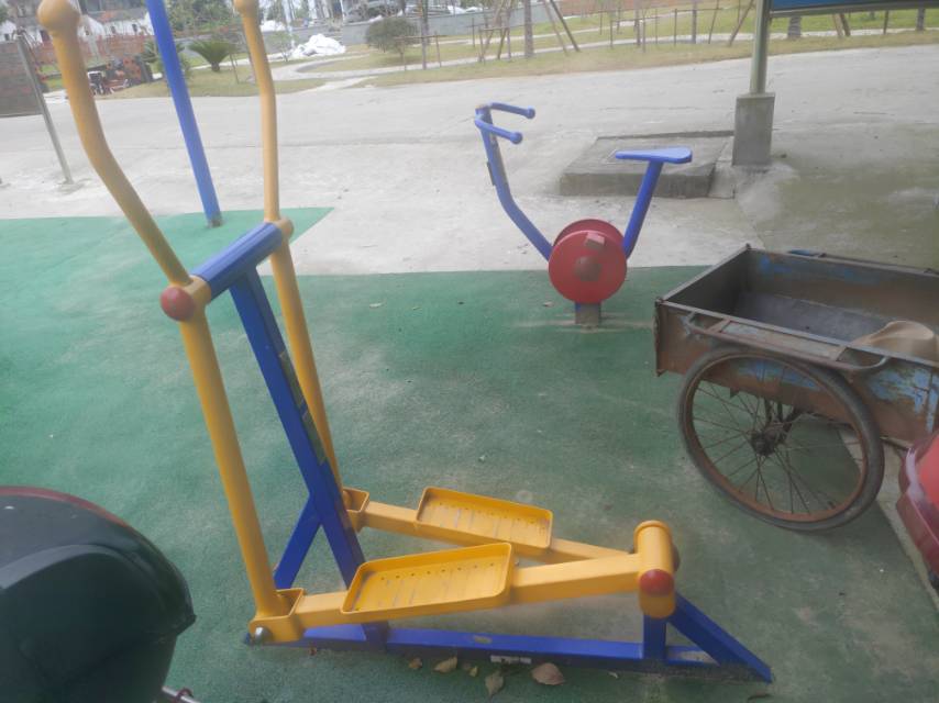 室外橢圓機