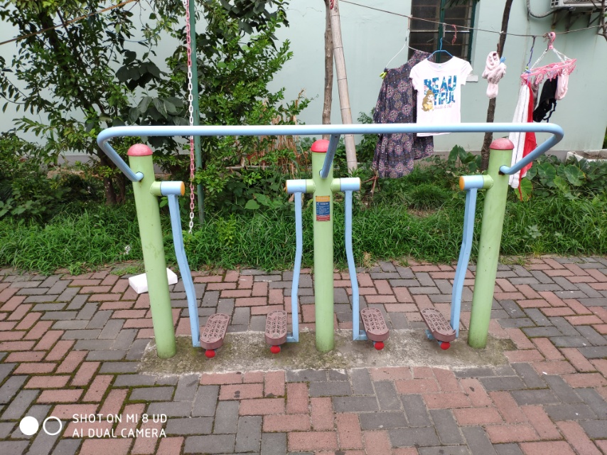 太空漫步器