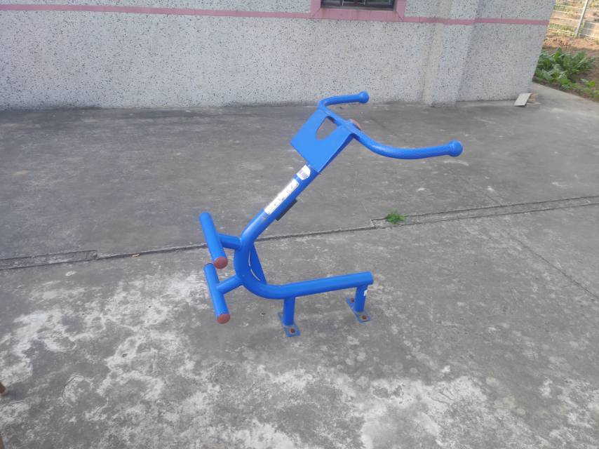 背肌訓練器