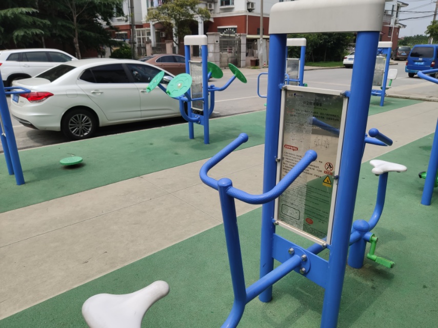 雙立柱健身車