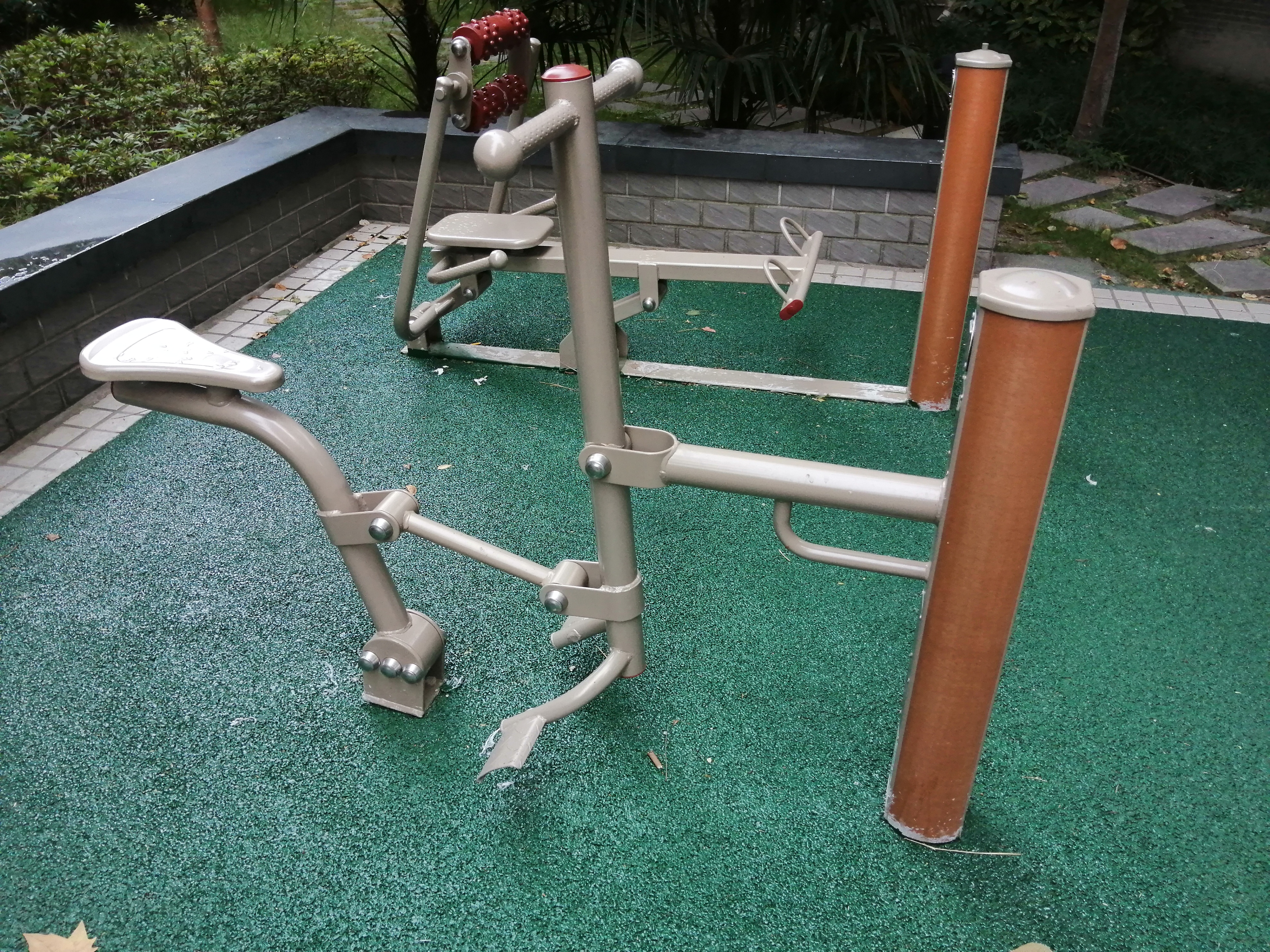 腰力訓(xùn)練器