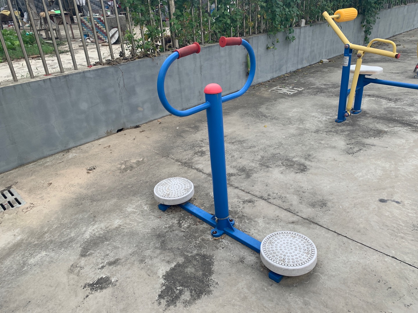 扭腰器