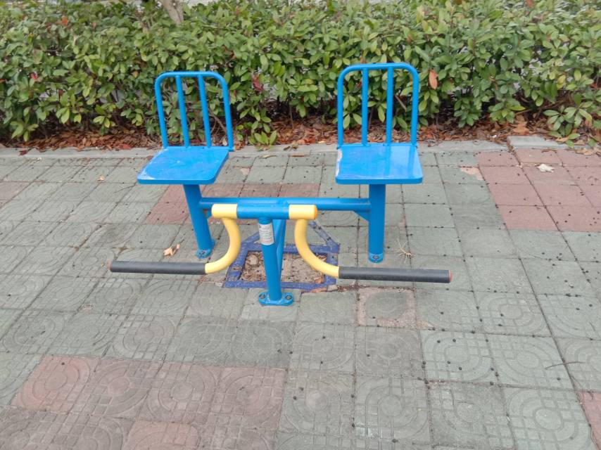 下肢訓練器